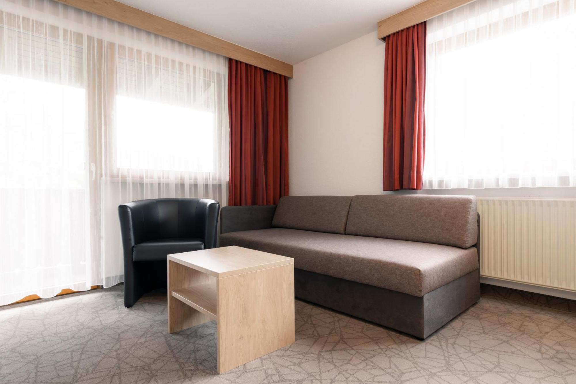 Haus Jaegerheim Apartment Наудерс Екстериор снимка